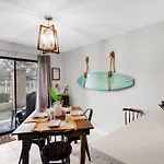 Renovated Ocean Escape Condo-11 Pools-Community Beachhouse Bar