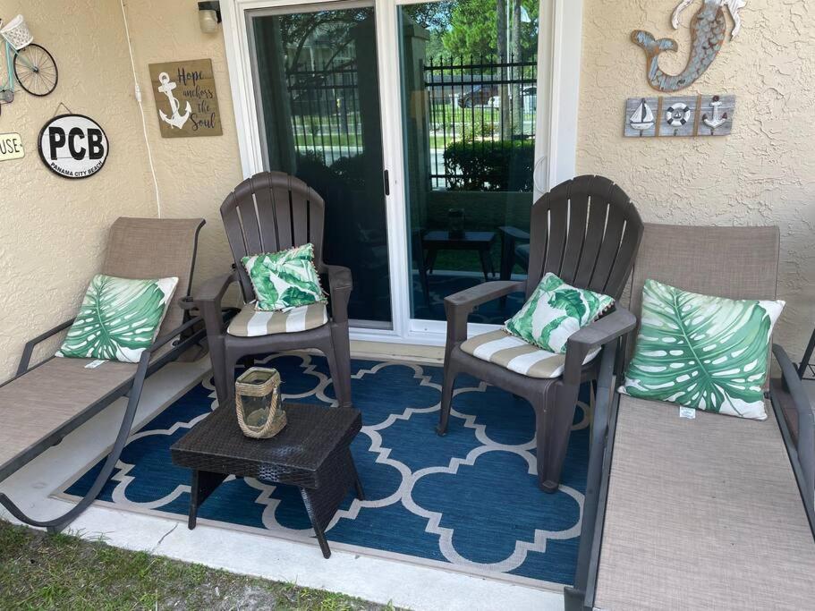 Renovated Ocean Escape Condo-11 Pools-community Beachhouse Bar