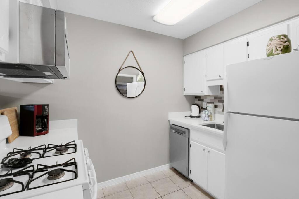 Renovated Ocean Escape Condo-11 Pools-community Beachhouse Bar Panama City Beach