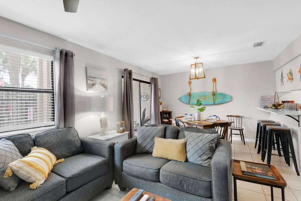 Renovated Ocean Escape Condo-11 Pools-community Beachhouse Bar Apartment