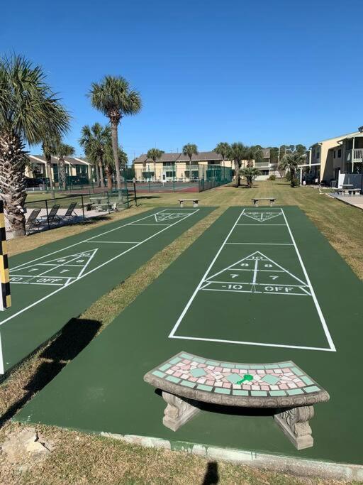 Apartment Renovated Ocean Escape Condo-11 Pools-community Beachhouse Bar